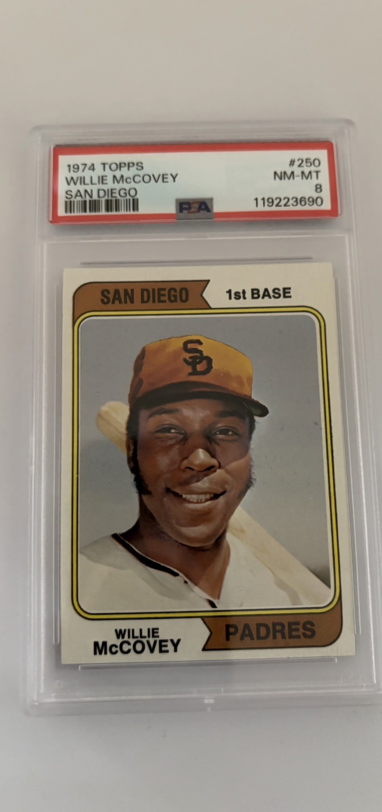 1974 Topps - Willie McCovey #250 San Diego, PSA 8