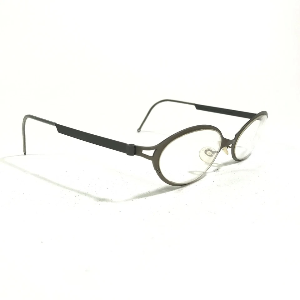 Monturas de gafas Lindberg Mod. Tira ojo de gato gris mate 5100 titanio 49-19-135 Foto 2 de 4