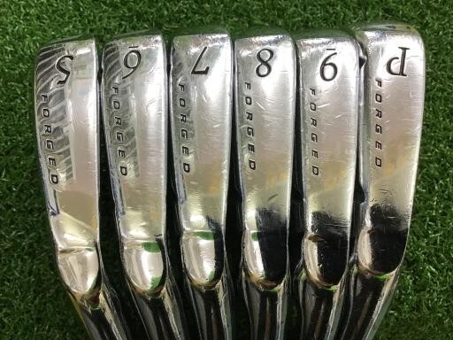 DUNLOP SRIXON Z925 Iron Set / 5-PW / Flex Stiff S200 Dynamic Gold