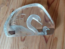 Exquisite Mats Jonasson Signed Crystal Swedish Hand Made Swan & Signet