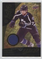 2016-17 Upper Deck MVP Leading Lights Gold Jerseys Victor Hedman #356 o8i