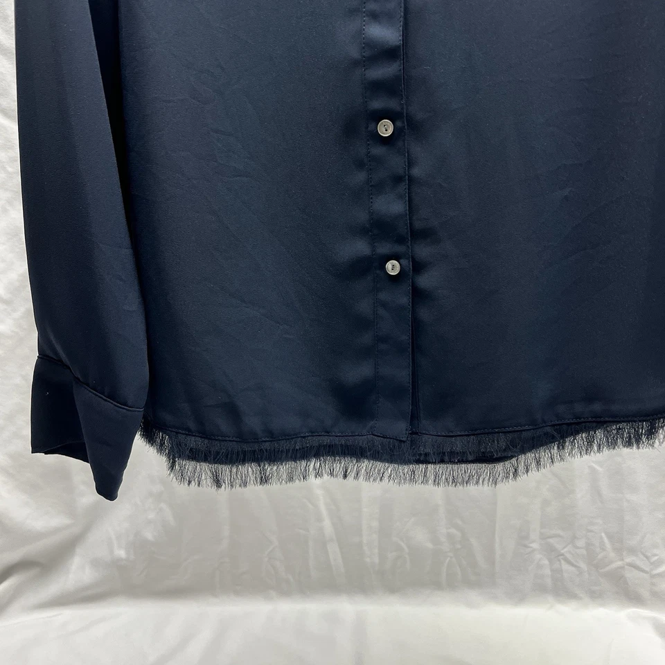 Camisa Elizabeth and James Azul Oscuro Abotonada Top Blusa Flecos en la Parte Inferior Talla L Foto 3 de 4