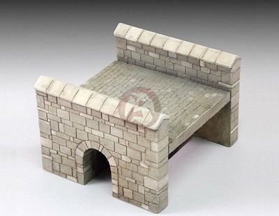 Royal Model 1/35 (also 1/32) Little Stone Bridge Section [Plaster Diorama] 691
