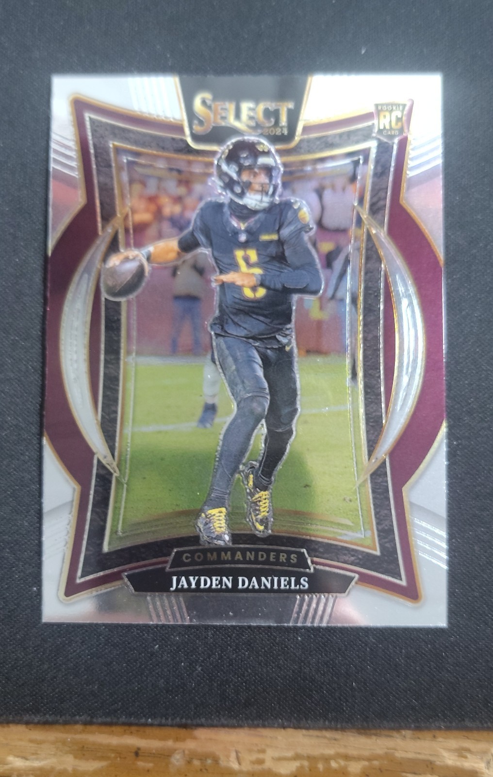 2024 Panini Select - Concourse Jayden Daniels #26 Silver Prizm (RC)
