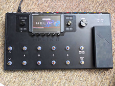 Line 6 Helix LT Digital Multi-Effects Processor for Electric Guitar + Rucksack