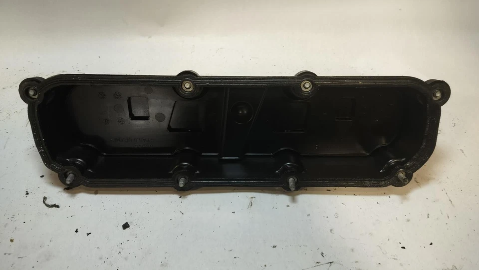 Used Engine Valve Cover fits: 2006 Chrysler Town & country  Grade C - Image 2 of 4