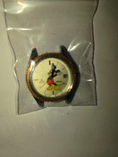 Disney Mickey Mouse Vintage Quartz Analog Wristwatch V827-0050