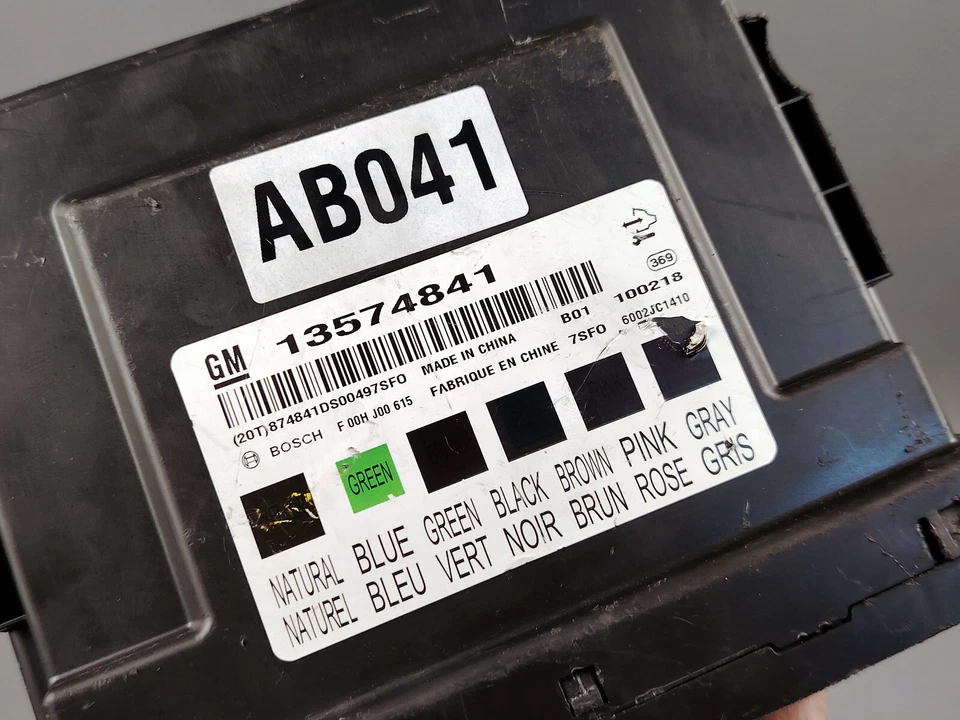 09 11 CHEVY HOLDEN CRUZE J300 2.0 BCM BODY CONTROL MODULE F00HJ00615 13574841 - Image 2 of 4