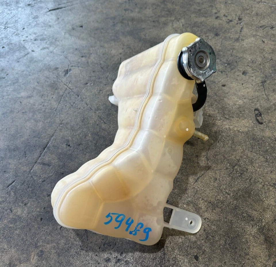 Botella de desbordamiento de depósito de refrigerante Chrysler 300 Dodge Challenger 2011-2020 fabricante de equipos originales Foto 4 de 4