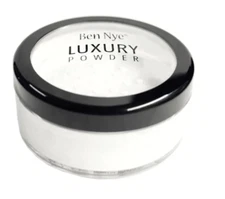 Ben Nye Luxury Colorless fine Powder New in a box .92oz /26gm