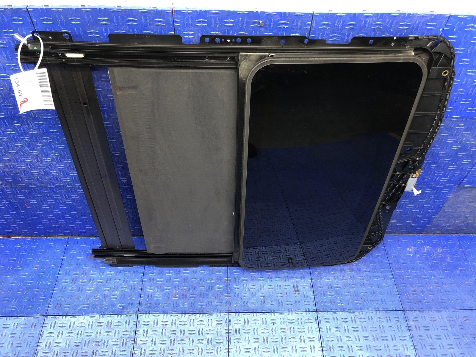 2014 - 2019 MASERATI GHIBLI SUNROOF GLASS WINDOW W/SUNSHADE TRACK 6700258510