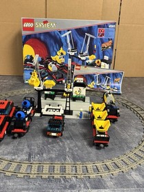 LEGO 4565 Freight and Crane Railway 9V system vintage Lego train 1996
