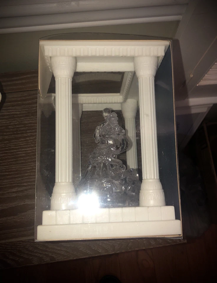 NUEVO EN CAJA WILTON PILAR BLANCO GRANDE RECUERDO BODA NOVIA NOVIO ADORNO PASTEL EXHIBICIÓN Foto 4 de 4