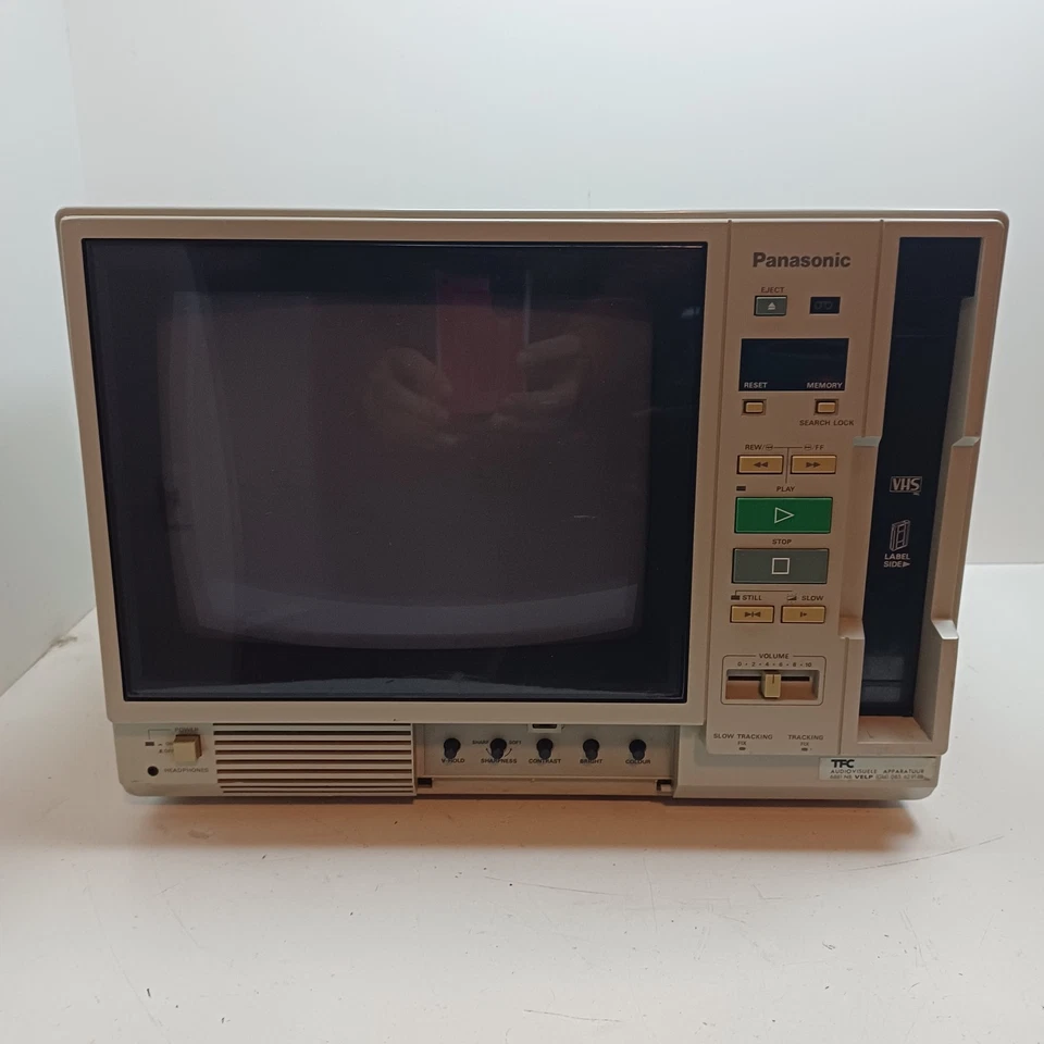 Panasonic AG-500-E Color Television/Video Recorder TESTED VCR VHS Cult CRT 10" - Image 2 of 4