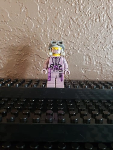 LEGO Star Wars Zam Wesell Minifigure from Set 7133 Bounty Hunter Pursuit