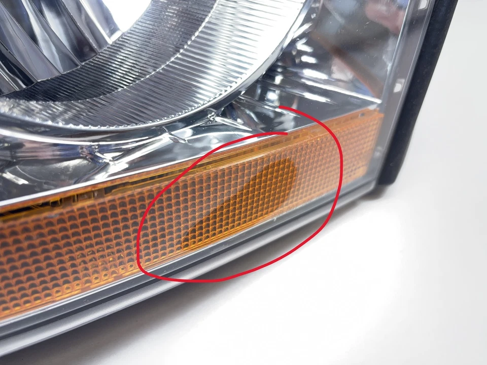 Faro pasajero Dodge Ram 1500 2500 3500 55077794AD 2006 usado OEM Foto 4 de 4