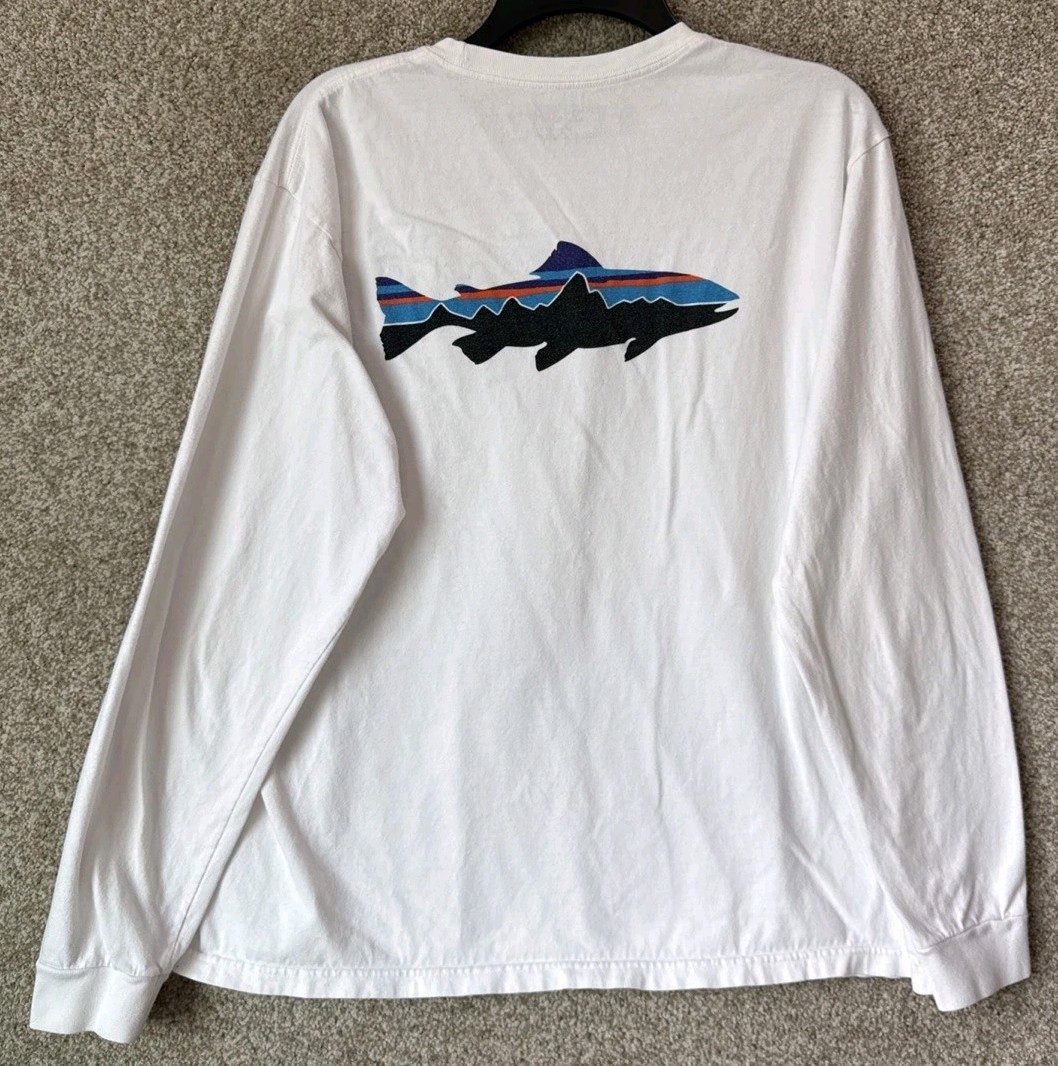 Patagonia T-Shirt Mens Sz Large White Long Sleeve Fitz Trout Fish Organic Cotton