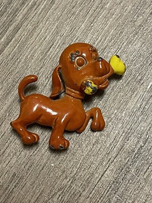 Vintage 1940's Enamel on Metal Brown Happy Fetching Dog BROOCH PIN Yellow Bone 