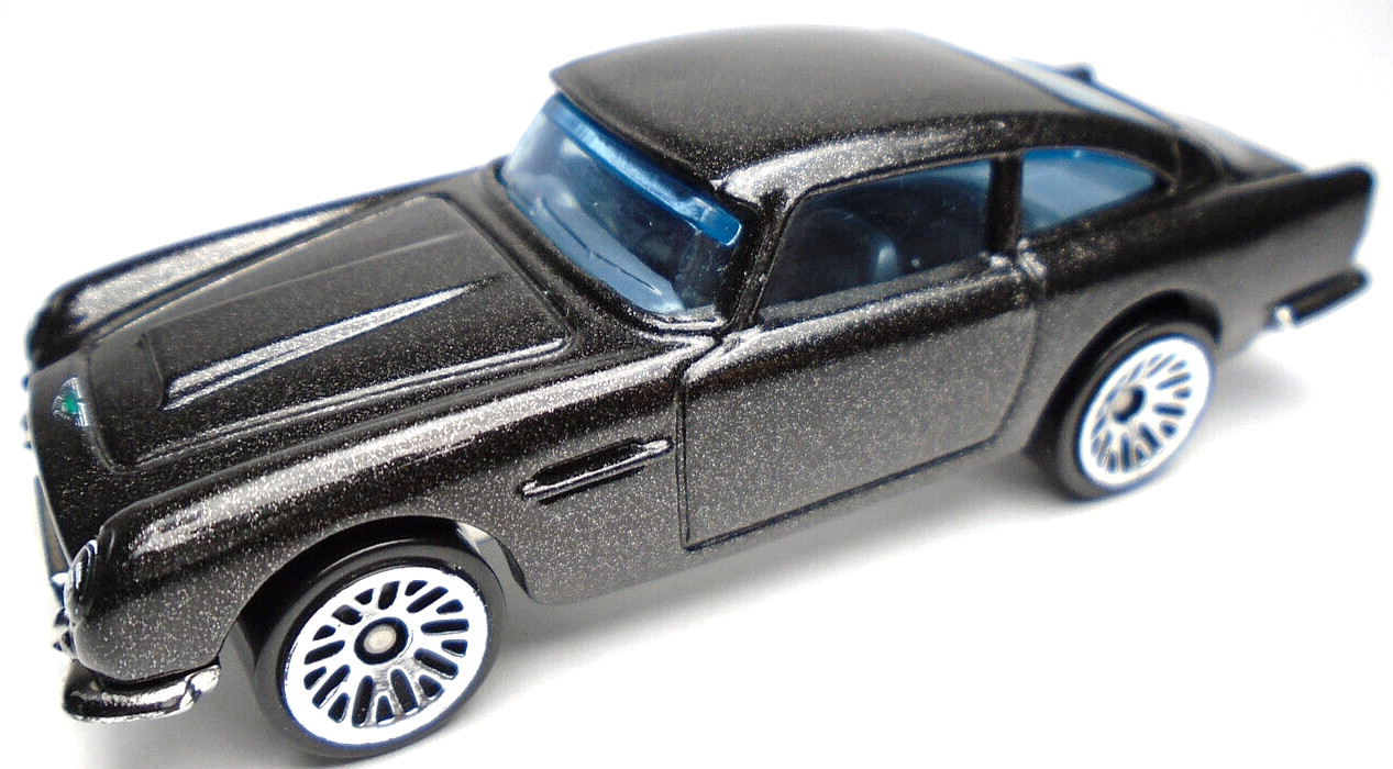 2016 HOT WHEELS ASTON MARTIN 1963 DB5 BLACK 1:64 DIECAST 2 3/4" CAR SILVER RIMS