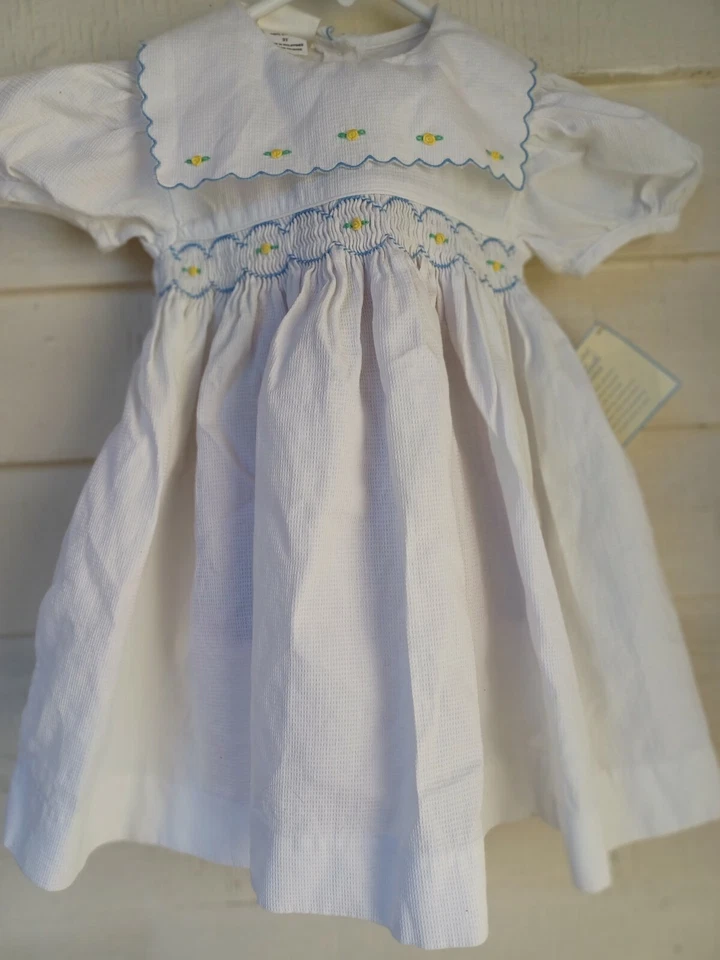Vintage Sun Dress OshKosh B'gosh Collection White & blue Yellow rose - Size 3t - Image 3 of 4