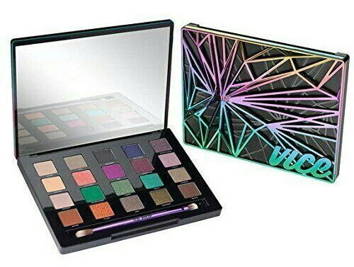 Urban Decay VICE 4 Eye Shadow 20 Shades Palette w/BRUSH + Makeup Bag -NEW IN BOX - Image 2 of 3
