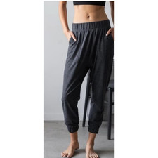 Lunya Restore Thermal Draped Jogger in Mellow Gray Heather Size Large NWOT