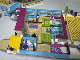 LEGO FRIENDS: Sunshine Catamaran (41317) 100% Complete w. Manual