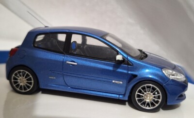 Renault Clio 3 Gordini RS 2009 Blue with White Stripes 1:43 Spark