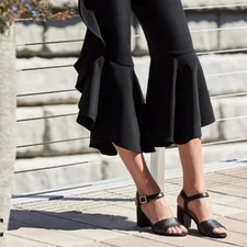 Clarks Collection Women's Deva Quest Dress Sandals Heels Pumps in Black Size 9.5