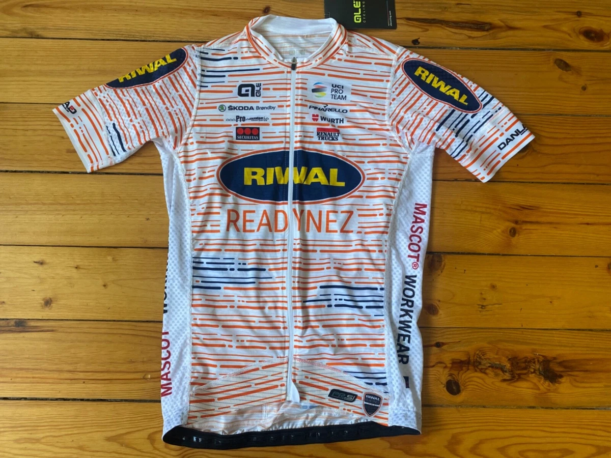 Pro team hotsell cycling kits 2019