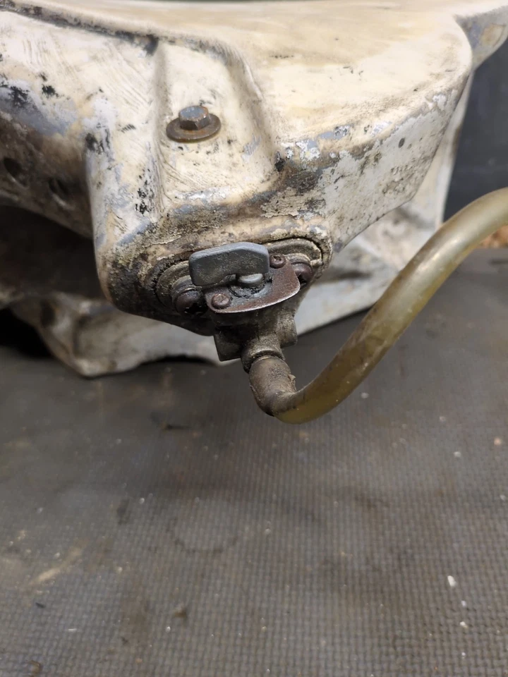 1989 1991 1992 Yamaha Yz125 Gas Tank Fuel Tank Tank Strap Petcock  - Image 4 of 4