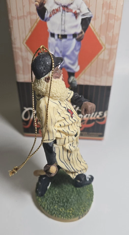 Figura de Santa de las Ligas Negras Atlanta galletas negras con caja certificado de autenticidad Flambro Foto 4 de 4