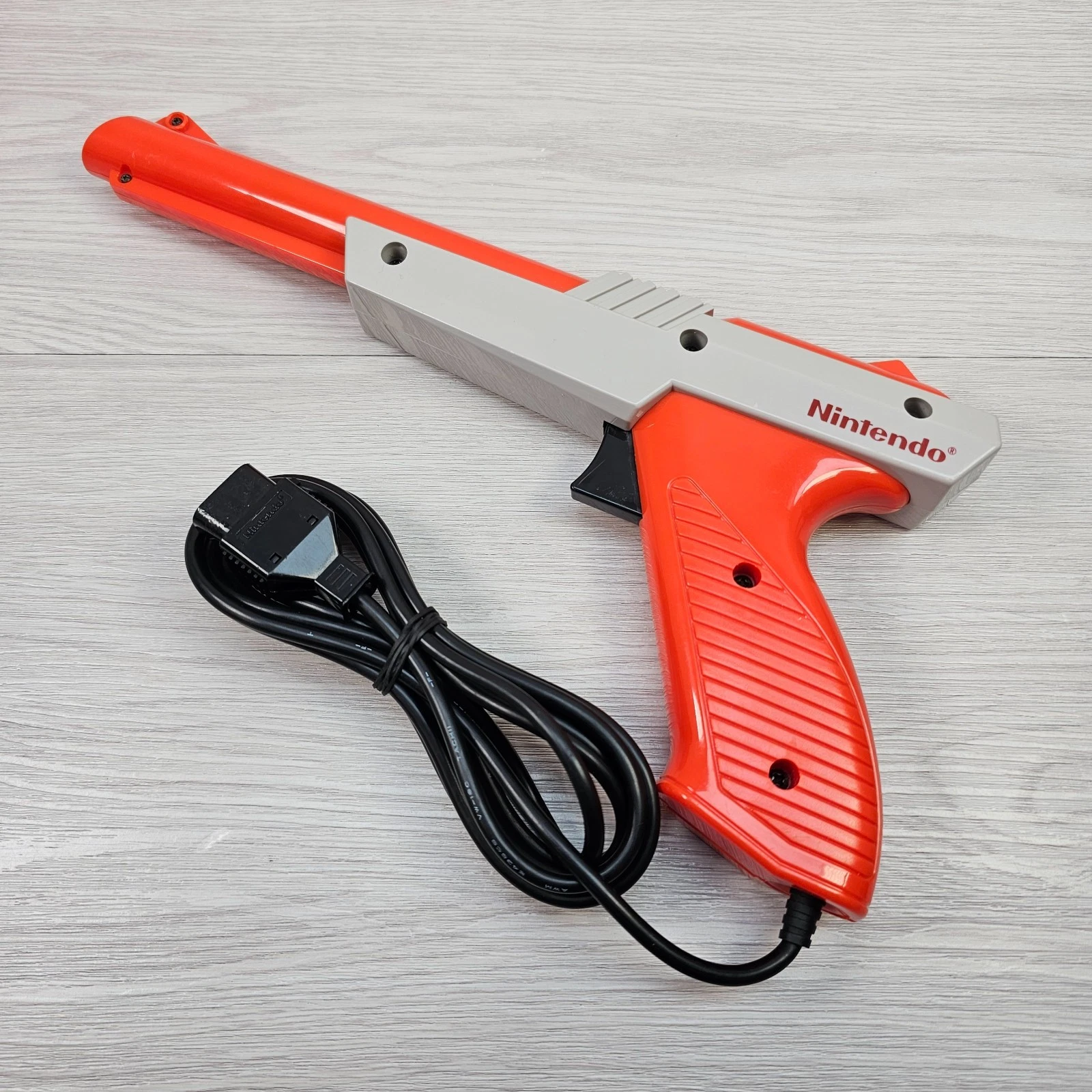 Nintendo NES Zapper Light Gun Orange Official Controller 1985