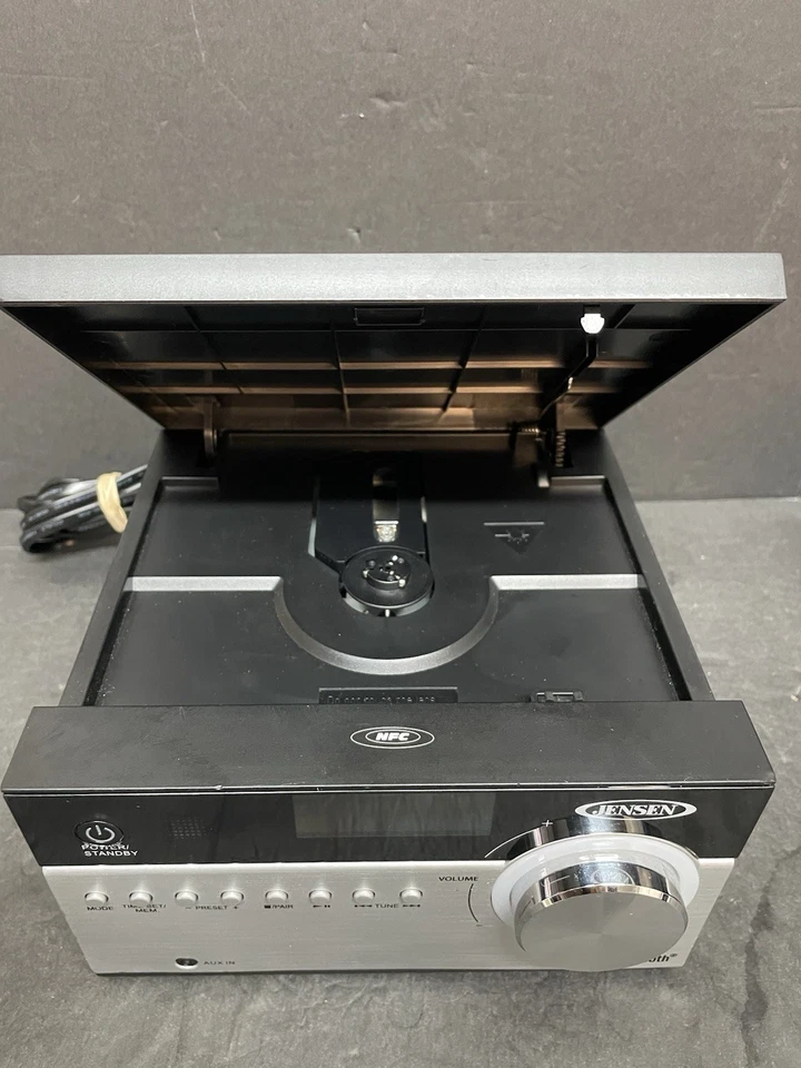 Jensen JBS-200 Bluetooth CD Music Stereo AM/FM Radio AUX W/Remote Works 100% EUC - Image 4 of 4