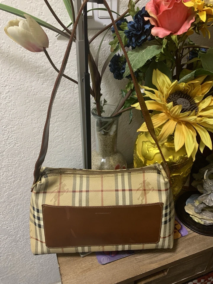 burberry handbag nova check pvc - Image 2 of 4