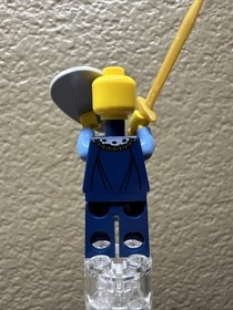 LEGO Castle LION KING w/ Crown & Cape cas527 70404 A5