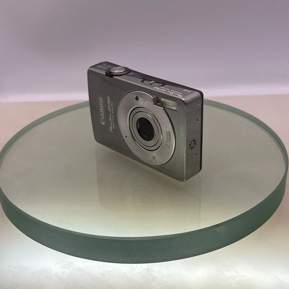 Canon PowerShot SD750 Compact Digital Camera 7.1MP flash not working,2GB SD,BATT - Image 4 of 4