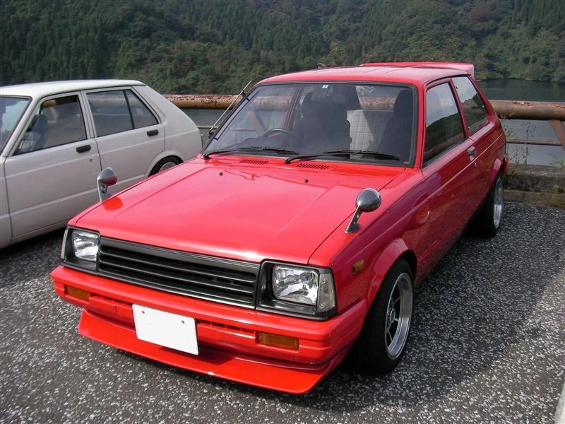 KIT DE RECONSTRUCCIÓN DE SUSPENSIÓN KIT DE BRAZOS DE CONTROL DE AMORTIGUADORES KYB para TOYOTA STARLET 81-84 KP61 Foto 4 de 4