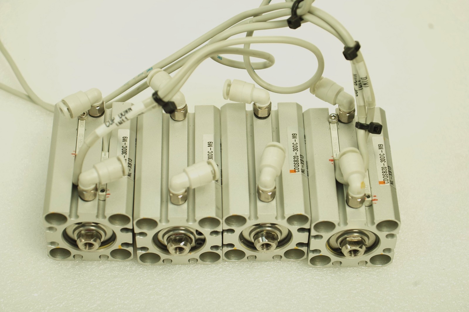 SMC CDQSB20-30DC-M9 NL-XB13 CYLINDER LOT OF 4 FREE SHIP
