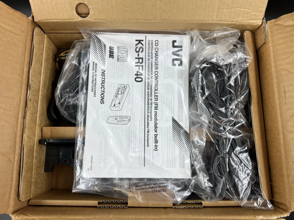 JVC CH-X200RF 12 Disk CD Changer Player (New Old Stock) - Image 2 of 4