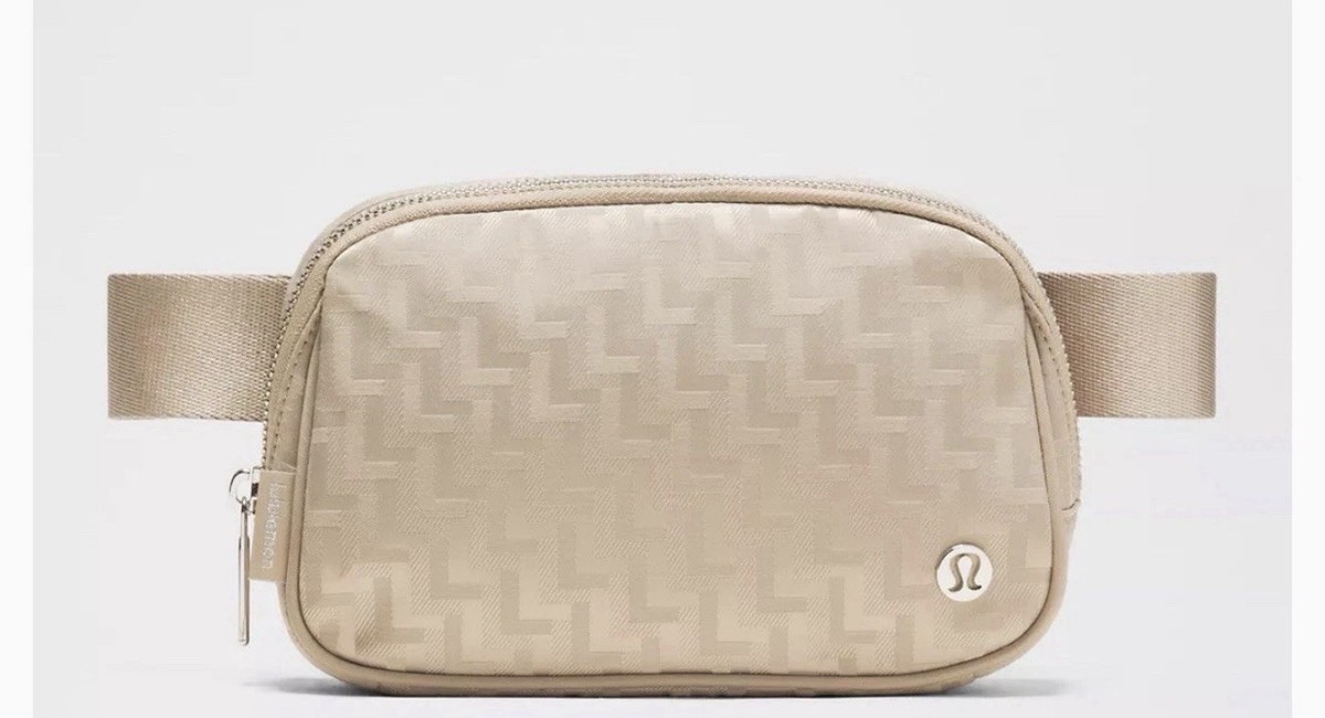 extended strap lululemon bag Lululemon Everywhere Belt Bag 1L Monogram Gold Spice Extended Strap NWT