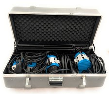 Pack of 4 Arri Lightweight Spotlight 150  300 Plus w/ Tripods and Travel Case