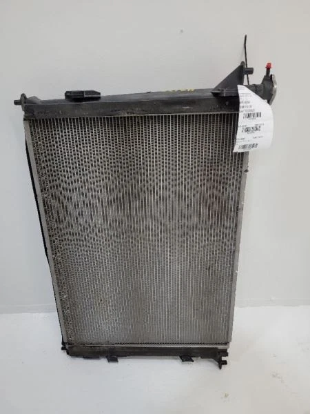 Radiador Hyundai Santa Fe 2013-2019 3,3 L 253102W800 13-19 Foto 4 de 4