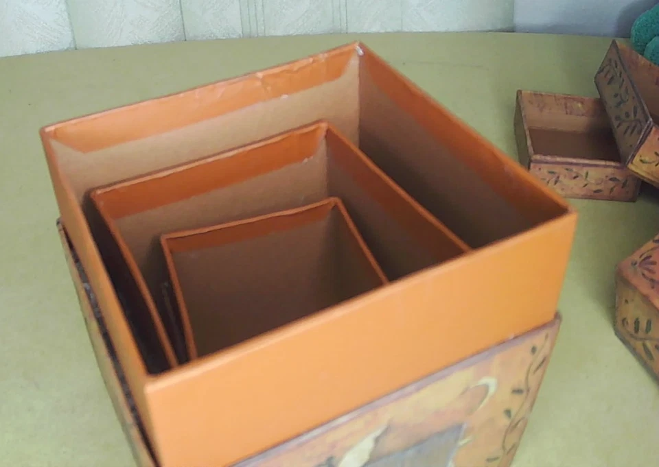 Bob's Boxes 3 Nesting Primitive Art Folk Angels boxes Susan Winget - Image 4 of 4