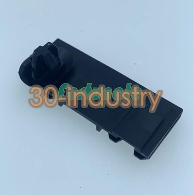 QTY:100 NEW For Securing snap wire harness clip 7154-6236-30