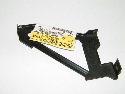 GM Lt Driver Radiator & Front End Panel Bracket 20723137 1986 - 93 Buick Riviera - Picture 2 of 5