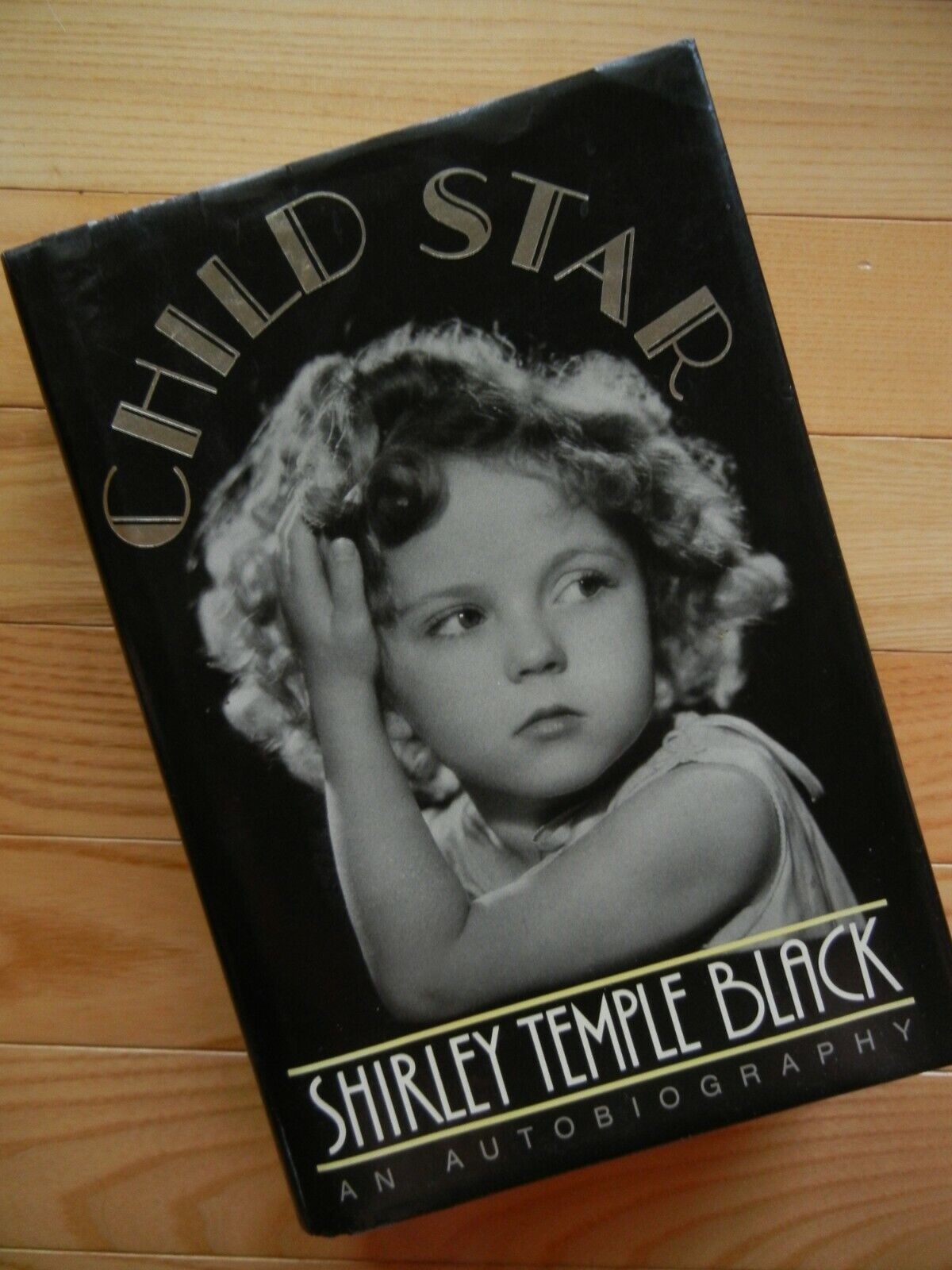 Shirley Temple Collector Stamp Panels 96 pages + auto-bio book +Heidi Movie Tape Grote waarde, populariteit?