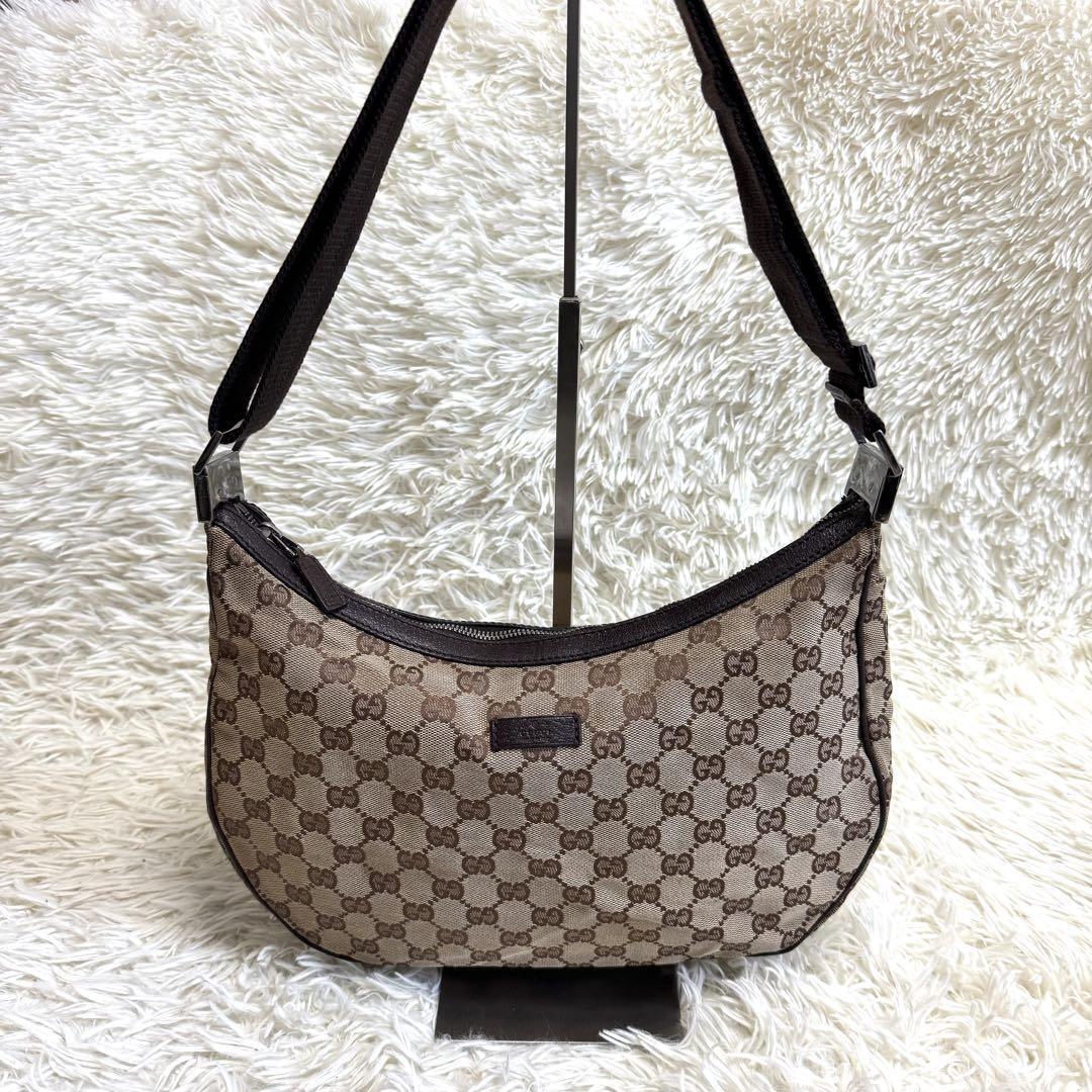 GUCCI One-shoulder bag GG canvas half moon crescent moon GUCCI One-shoulder bag GG canvas half moon crescent moon