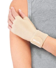 Mueller Compression Gloves, Unisex, Single - Beige