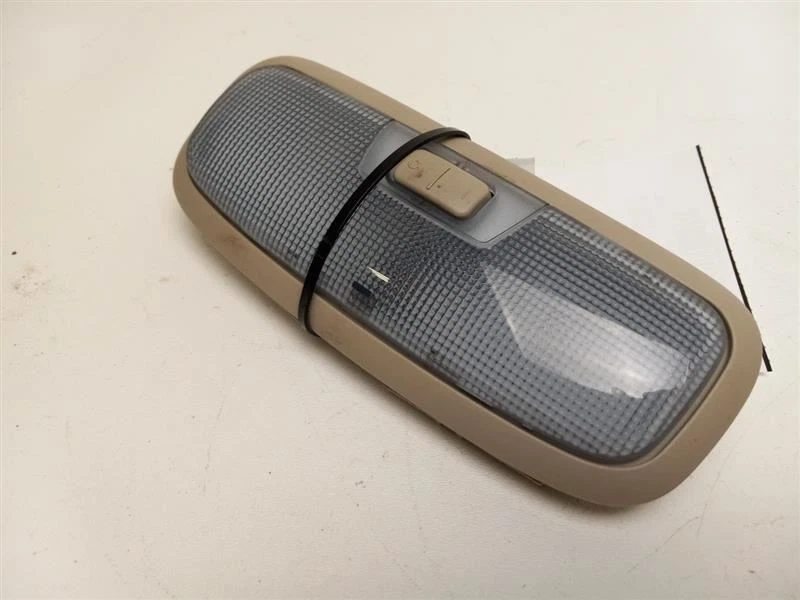 Luz domo techo trasero Ford Fiesta 2011-2019 Foto 3 de 4